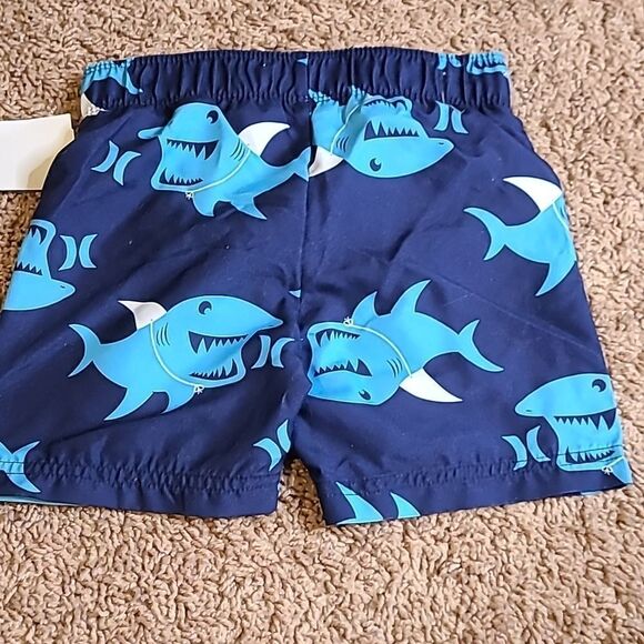 Hurley swimming 🏊‍♀️ trunks kids waist 9.5" - Picture 3 of 3
